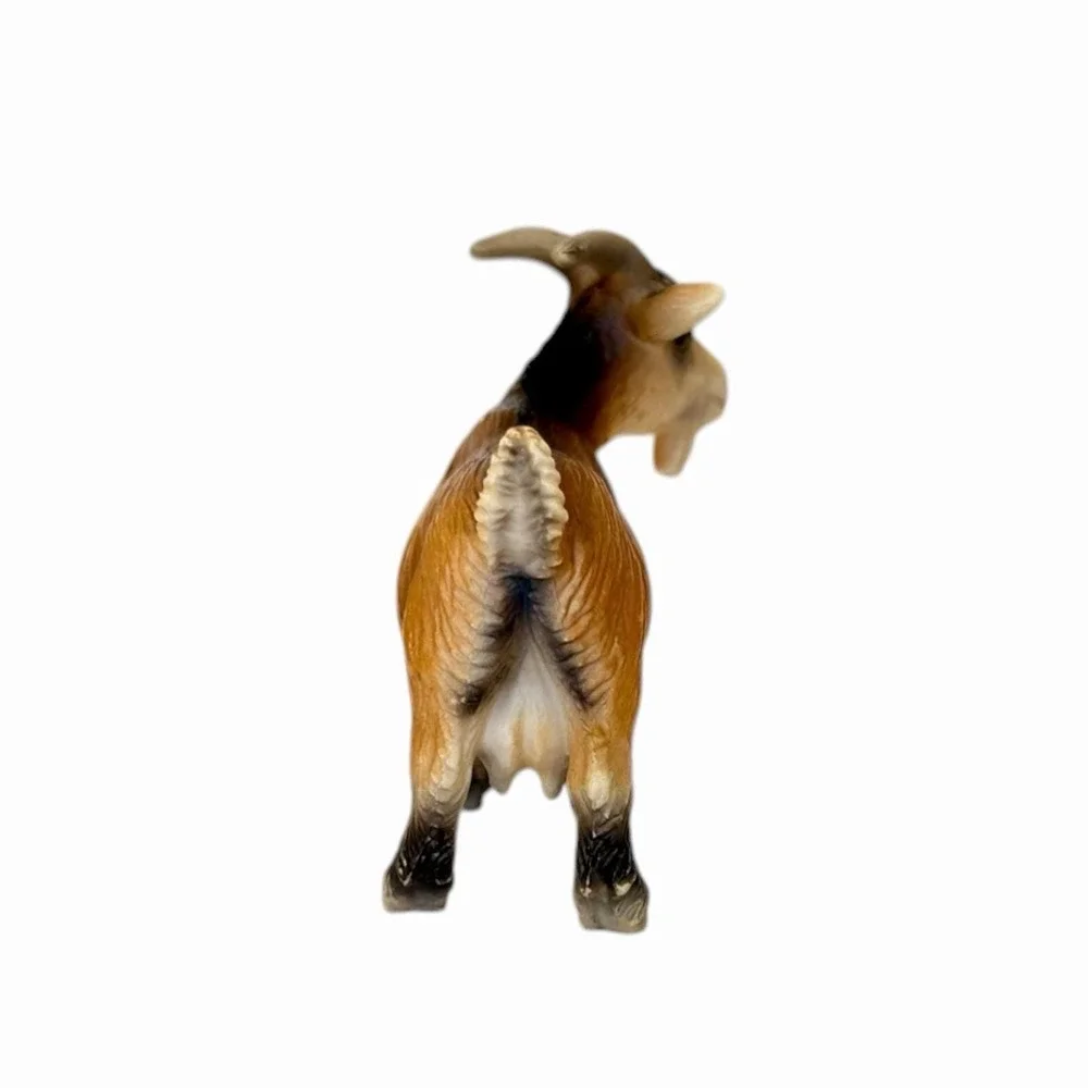 SCHLEICH GOAT - MINI NANNY GOAT # 13601 Retired Farm Life